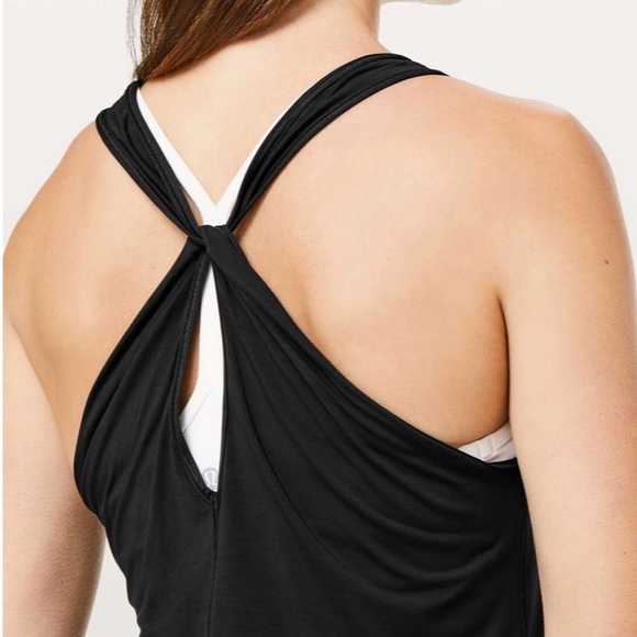Lululemon Timeless Twist Tank size 4 - Picture 5 of 6